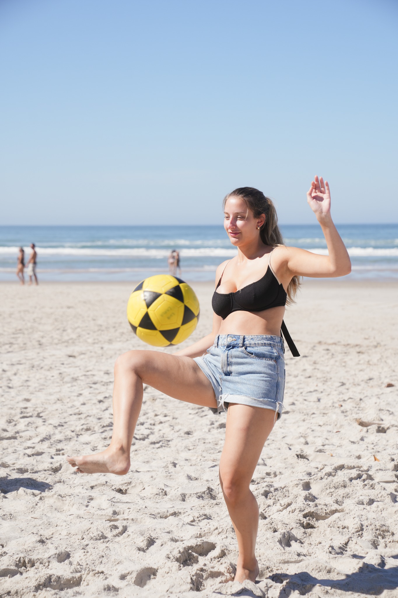 Jogo de bola na praia